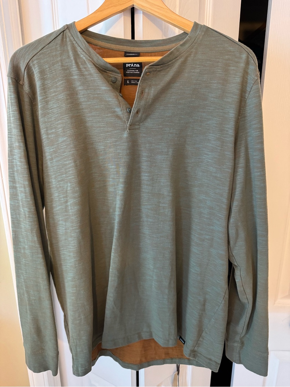 Prana Men's Henley in Olive